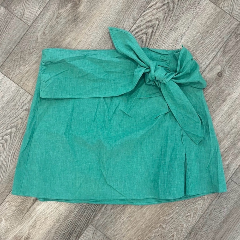 Zara Green Tie-Waist Mini Skirt